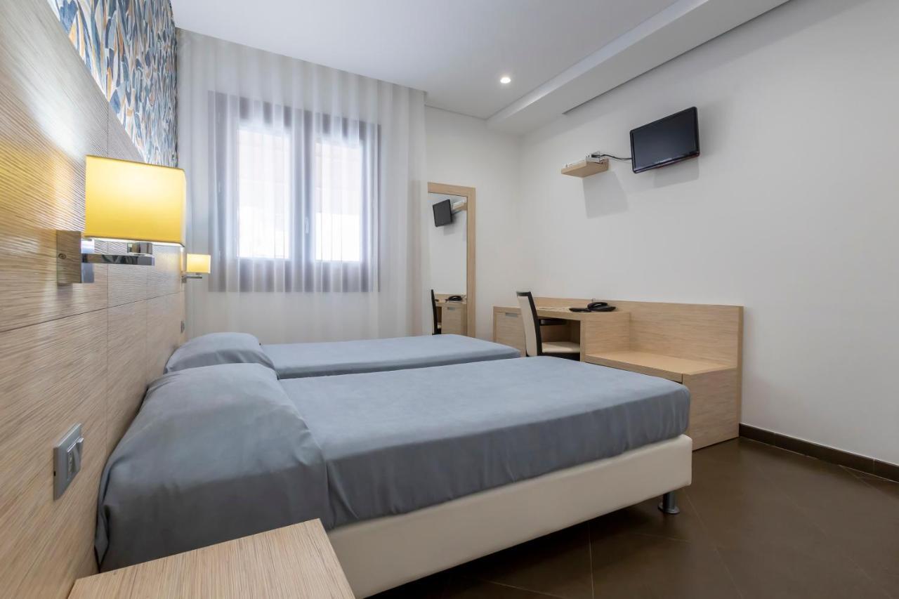 Alaba Hotel 산비토로카포 외부 사진