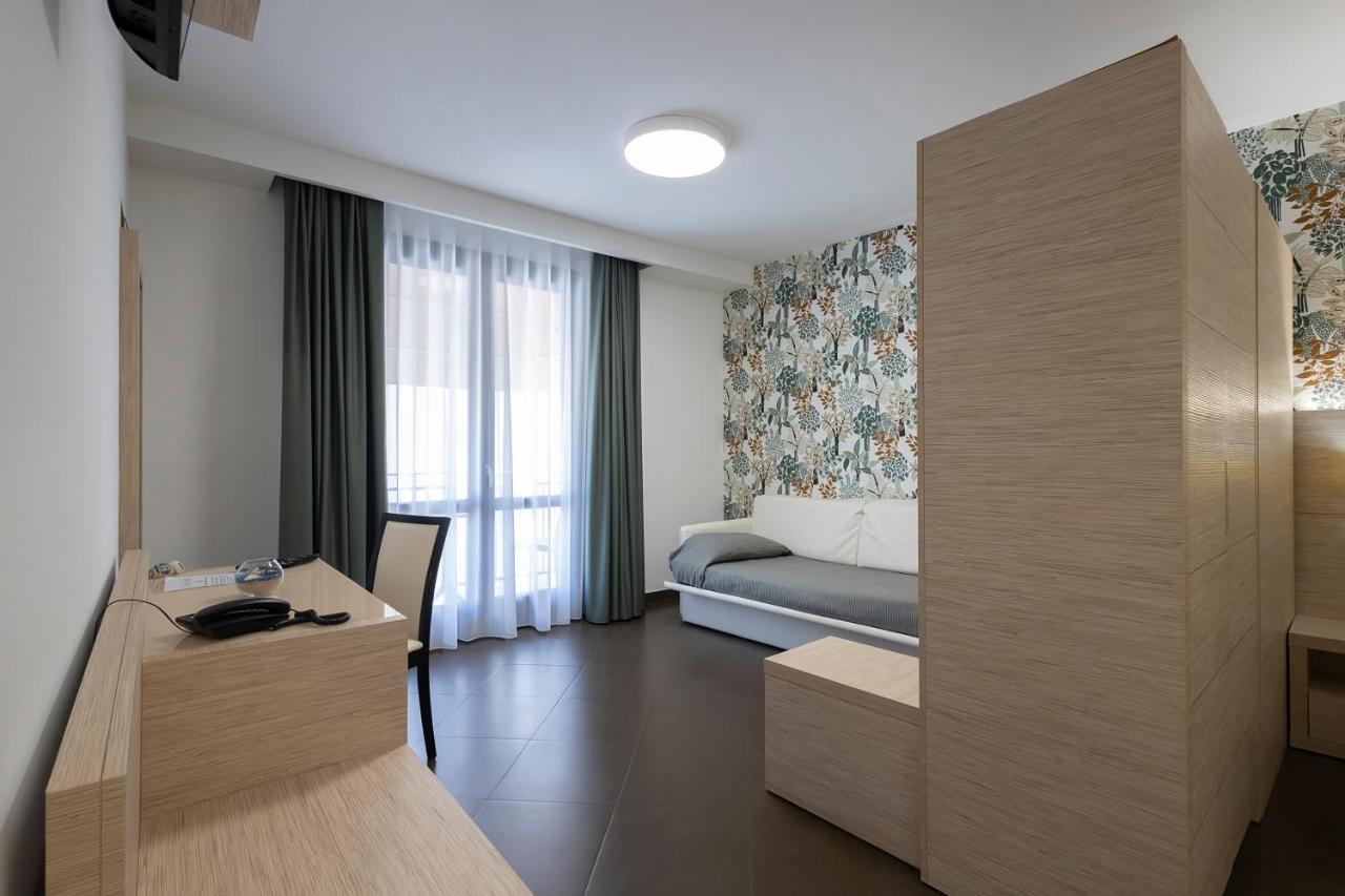 Alaba Hotel 산비토로카포 외부 사진