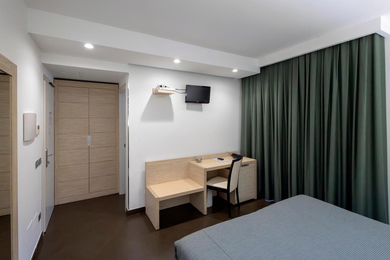 Alaba Hotel 산비토로카포 외부 사진