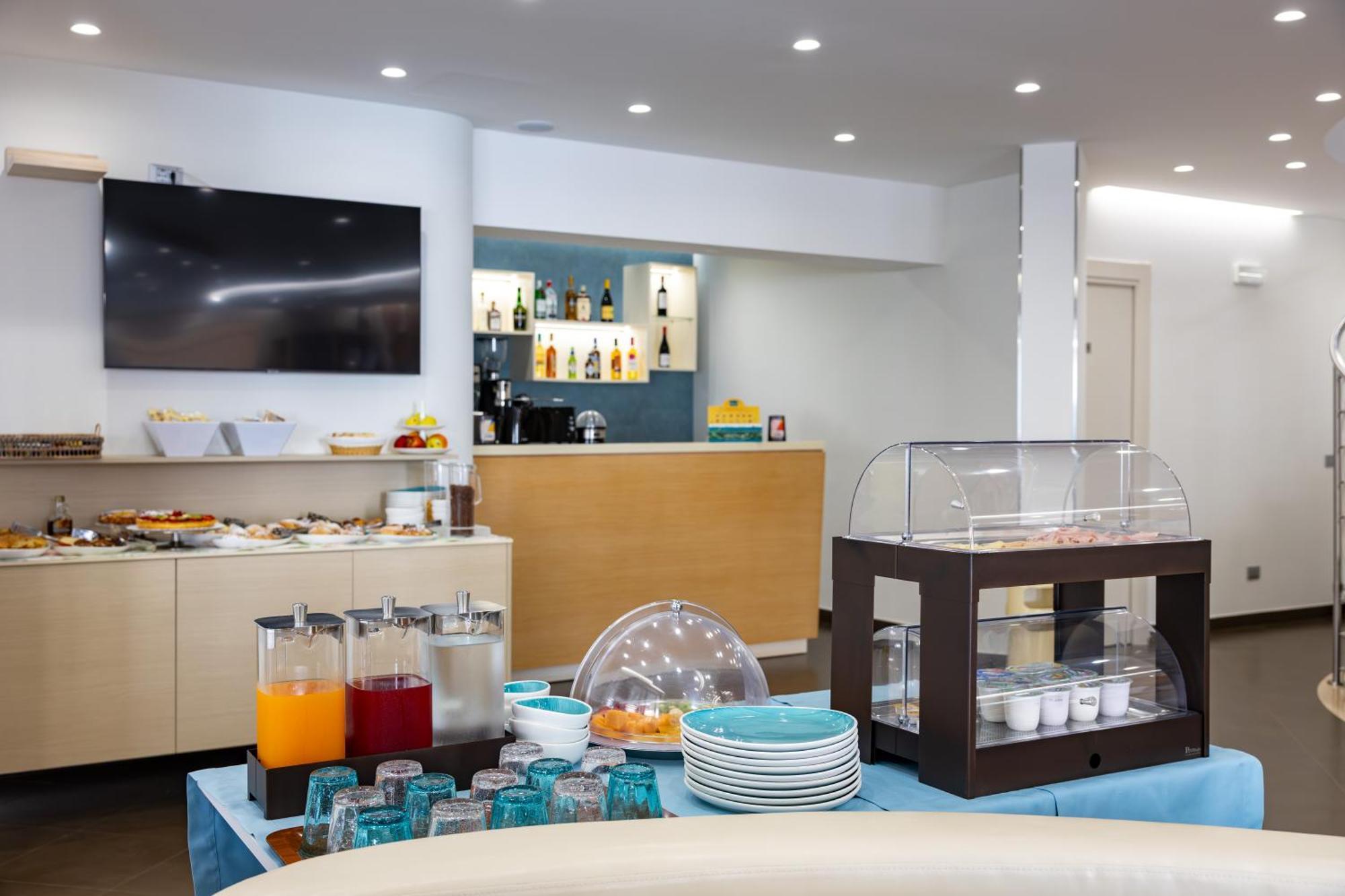 Alaba Hotel 산비토로카포 외부 사진